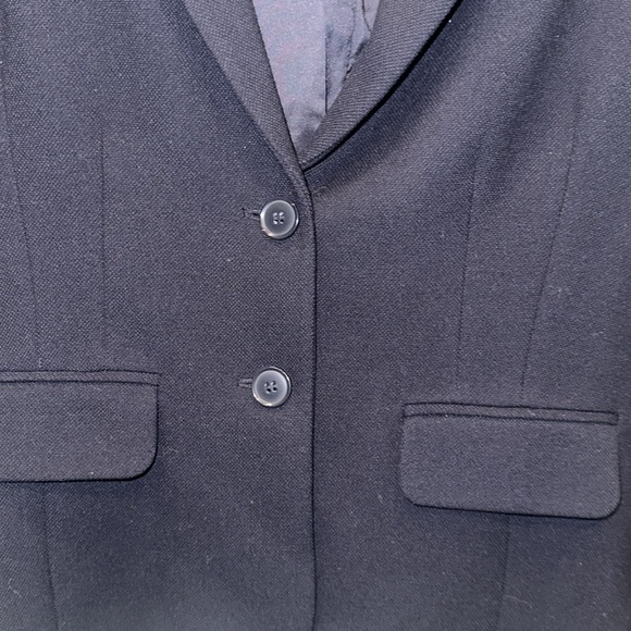 Hobbs Black Blazer with Button Closure - Picture 3 of 7